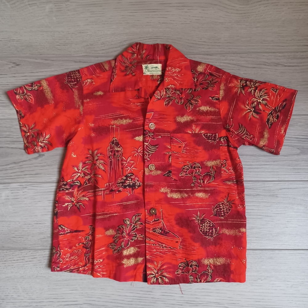 Hawaiiana red and gold short sleeve button down Hawaiian shirt, size 4T